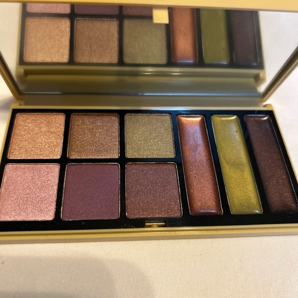 Ready To Wear The Eyes Premiere Collection Compact Color Splash eyeSHADOW  eye - Picture 6 of 6